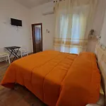 Nonna Sini B&B 카스텔사르도