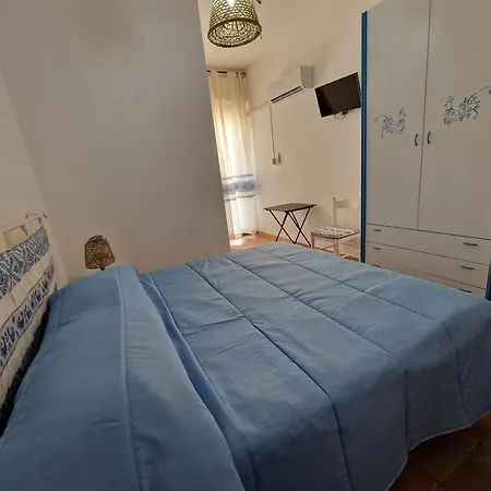 Nonna Sini Bed & Breakfast